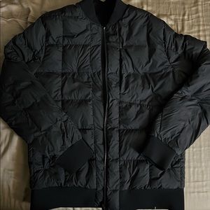 Lululemon About Face Bomber Reversible Down Jacket in Black (L)